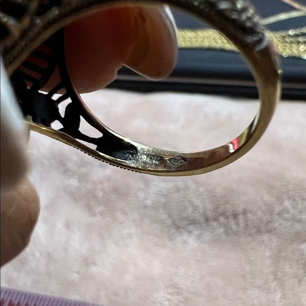 Antique 10k Solid Gold Garnet Ring Size 7. Beauti… - image 6